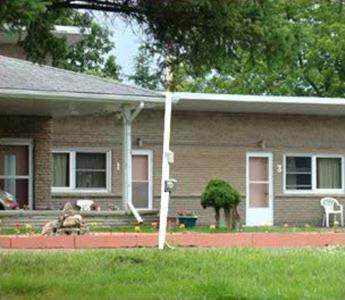 Pleasant Stay Motel Ancaster Bagian luar foto
